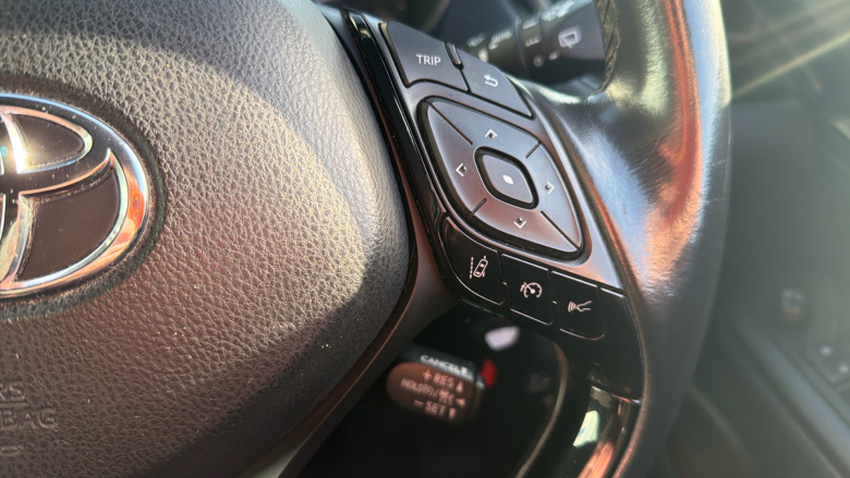 Toyota C-HR 1.2T Icon 5dr Petrol Hatchback